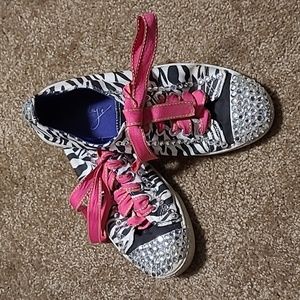 Miley Cyrus & Max Azria designer collaboration brand shoes, size 6